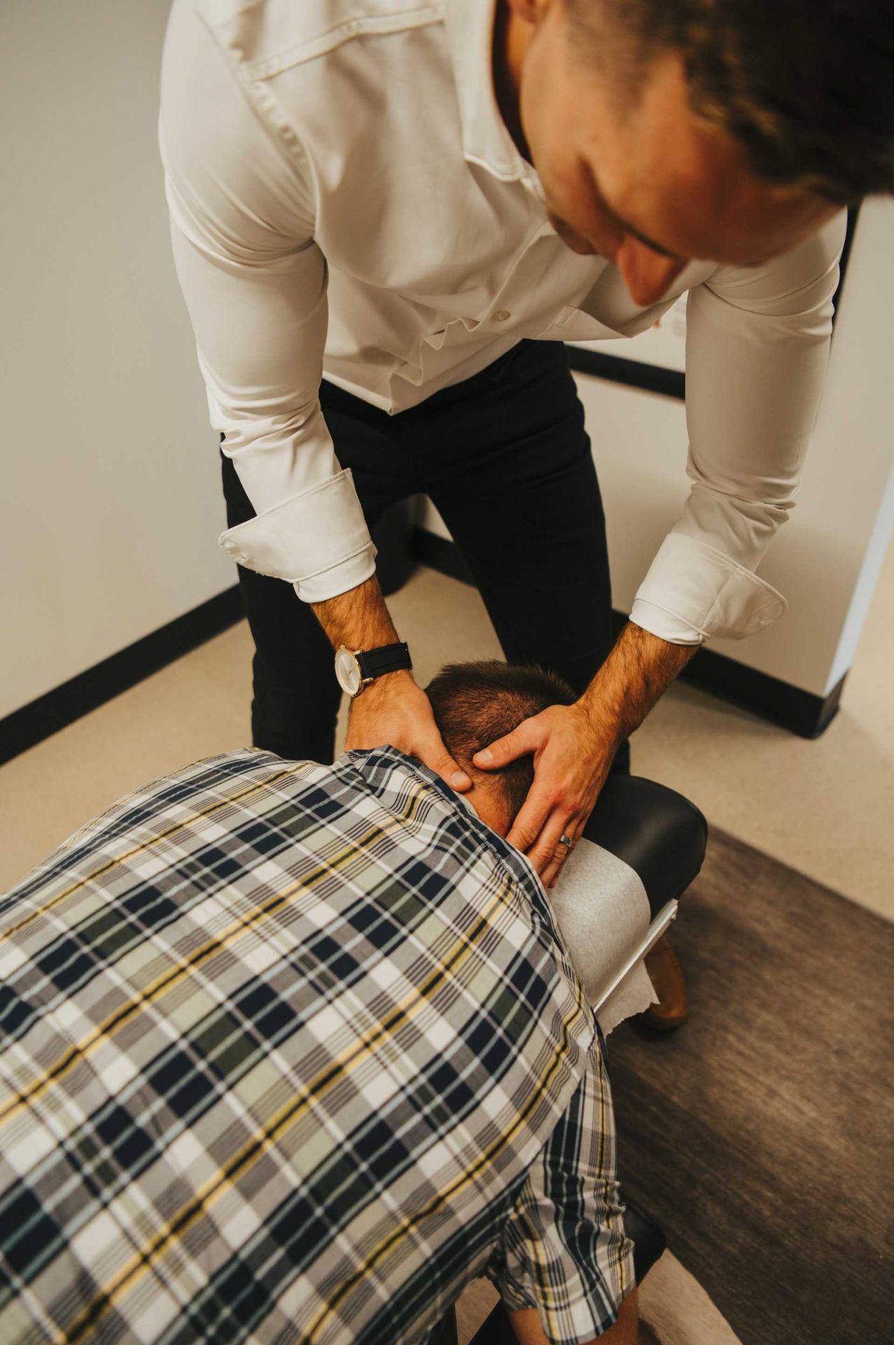 Chronic Back and Neck Pain Relief in Fishers: Beyond Temporary Solutions